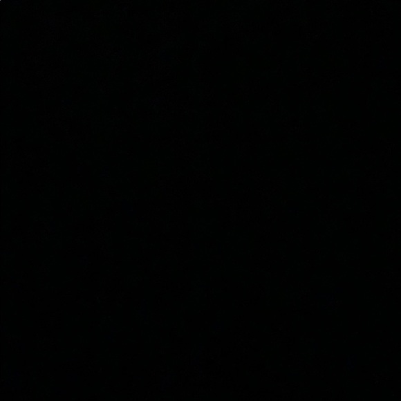 Meet your Posher, Jade - Picture 1 of 1